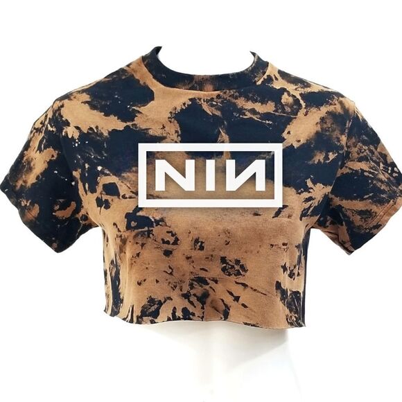 NINE IN NAILS "NIN" Acid Washed Cropped Crop Top Band Tee Rock Tee Rap Tee Punk - Picture 1 of 5